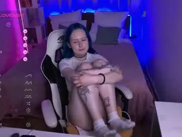Karinahili  live sex cam