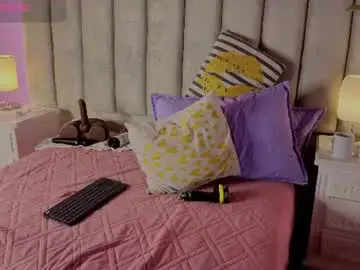 Lunaaberry  live sex cam