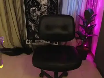 Madame_lia  live sex cam