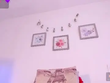 Mely_rosee  live sex cam