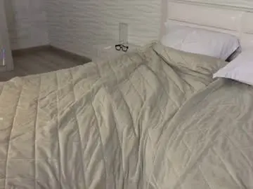 Mirrorledy  live sex cam