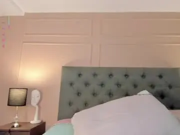 Missmiaa_  live sex cam