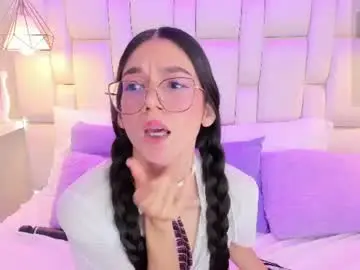 Renataoviedo  live sex cam