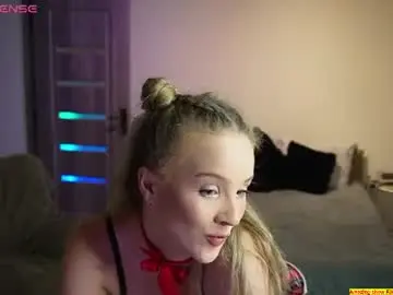 Riley_reddd  live sex cam