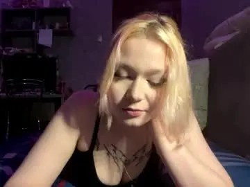 Rosalinaikerd  live sex cam