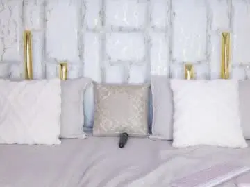 Rosse_lennon  live sex cam