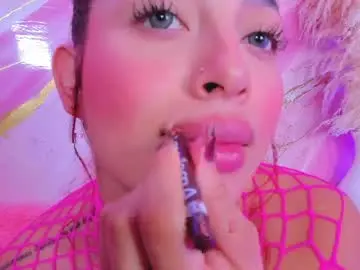 Scarleett_jones  live sex cam