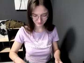 Shining_pearl  live sex cam