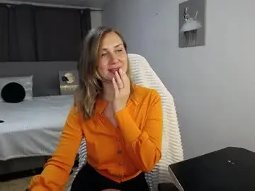 Vanessakleiner  live sex cam