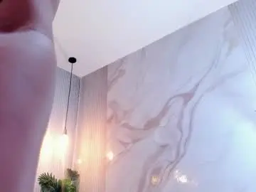 Ariana_pocahontas  live sex cam