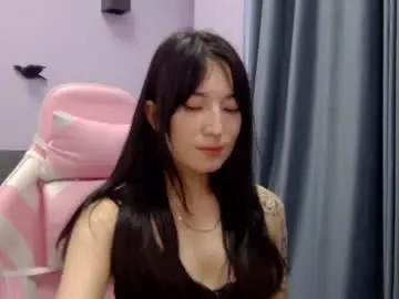 Asiankiss18  live sex cam