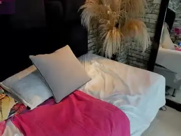 Carolain_blake_  live sex cam