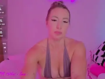 Daisydeliciousxx  live sex cam