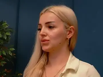 Deeavip  live sex cam