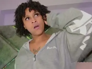 Elit_noa  live sex cam