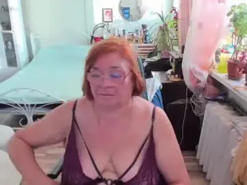 Flowerlover8  live sex cam