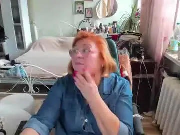 Flowerlover8  live sex cam