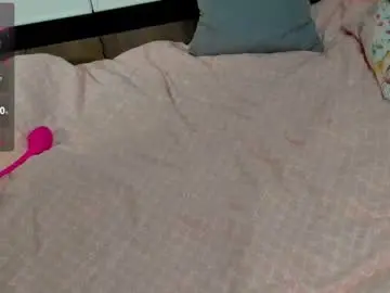 Heavenly_passion  live sex cam