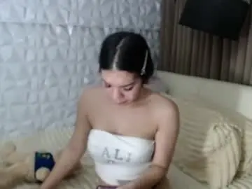 Joanaemerald  live sex cam