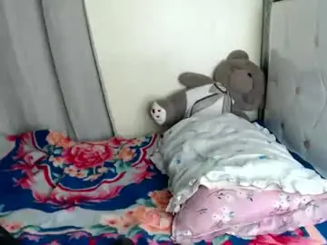 Kisssmiles  live sex cam