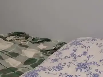 Kitty_aura  live sex cam