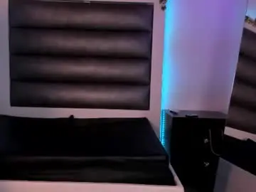 Lulu_js_  live sex cam