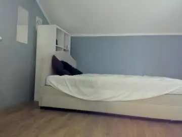 Lustfulcurvylady  live sex cam