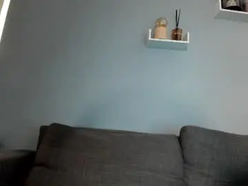 Lustfulcurvylady  live sex cam