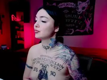 Magic_alie  live sex cam