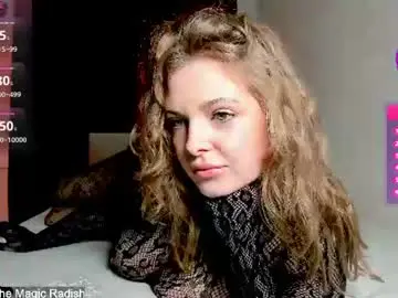 Mercedescutee  live sex cam