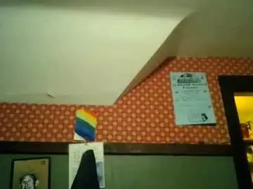 Mmmemma  live sex cam