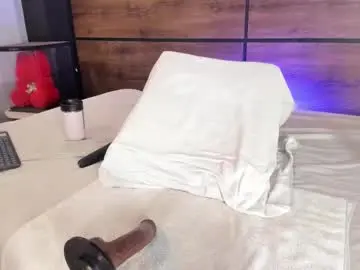 Niamonroe  live sex cam