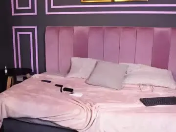 Sienalux  live sex cam