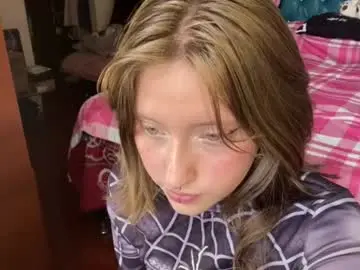 Solariiss  live sex cam
