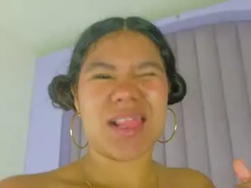 Ahslyevans__  live sex cam