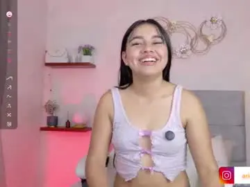 Ari_lovely18  live sex cam
