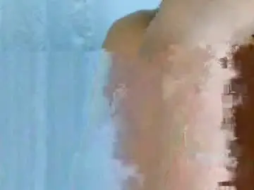Bellacrystall  live sex cam