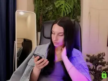 Milana_miln  live sex cam