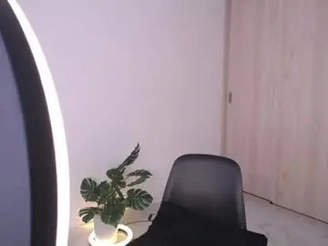 Mily_ortiz  live sex cam