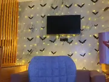Miss_bubbles  live sex cam