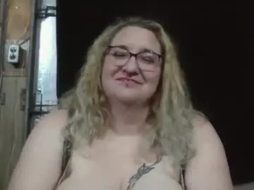 Synstresslily  live sex cam