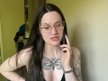 Worship_lucina  live sex cam