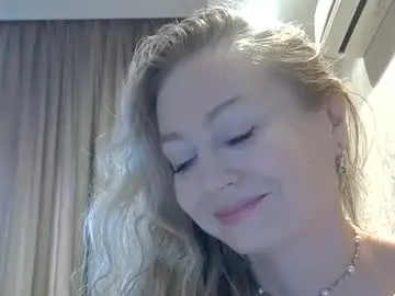 Zarinaswift  live sex cam