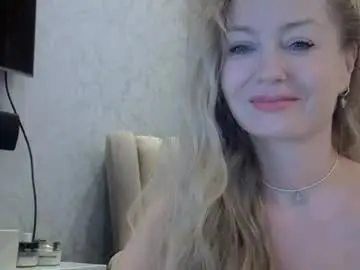 Zarinaswift  live sex cam