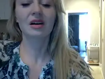 Zarinaswift  live sex cam
