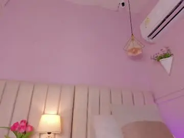 _karol_18  live sex cam