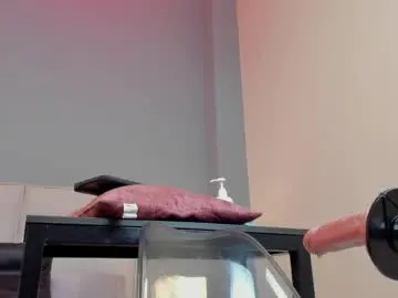 Bella_roxanne  live sex cam