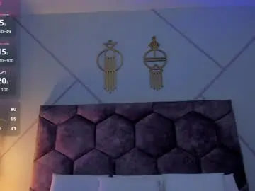 Emily_nova_  live sex cam