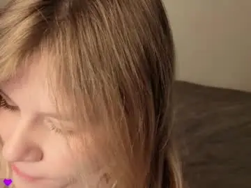 Glitchyangel  live sex cam