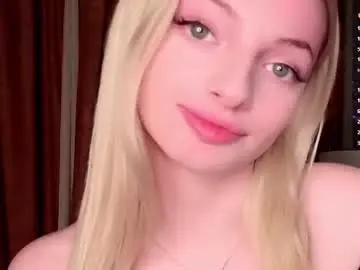 Goldenbambi  live sex cam